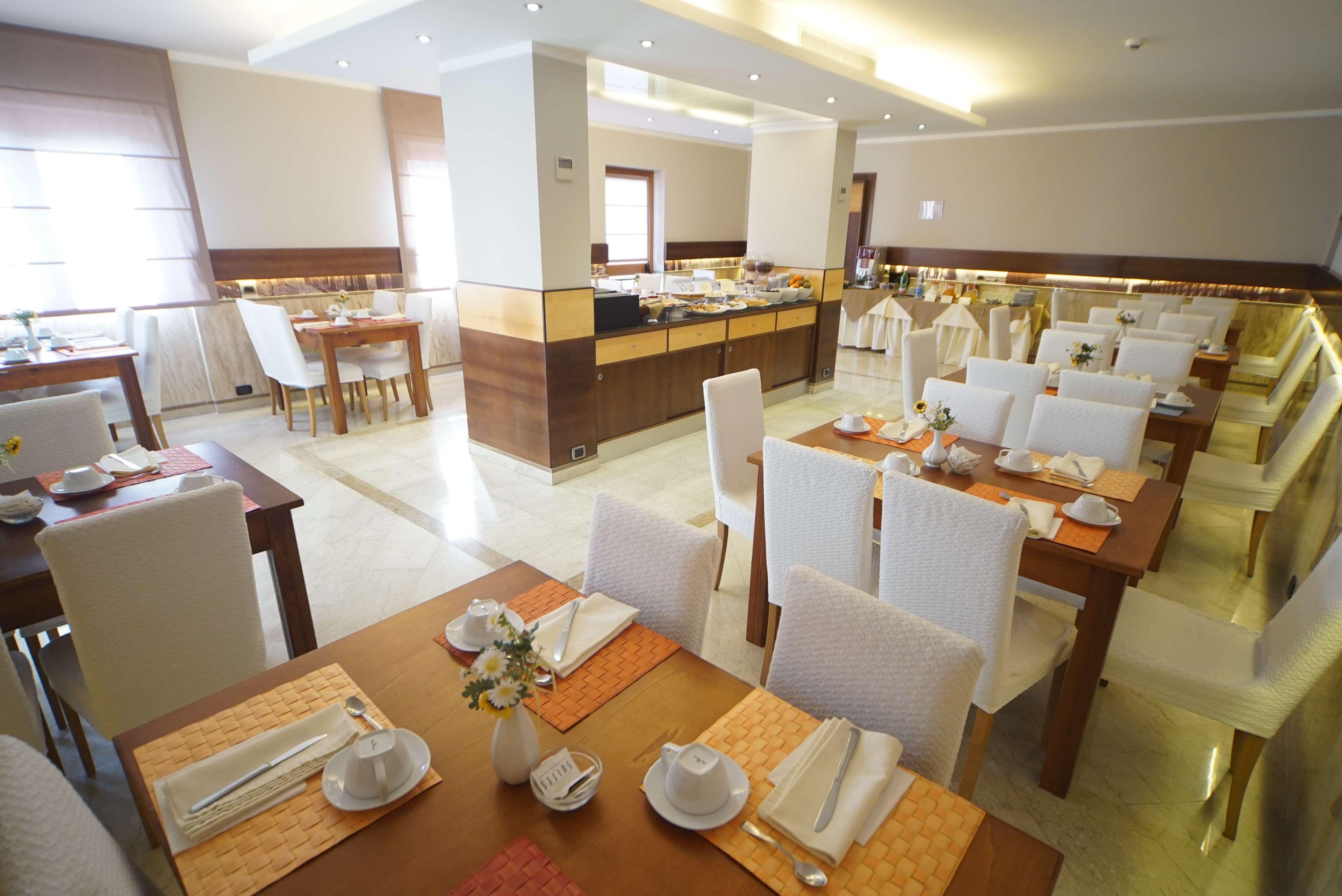 Suites & Residence Hotel Pozzuoli Exteriör bild