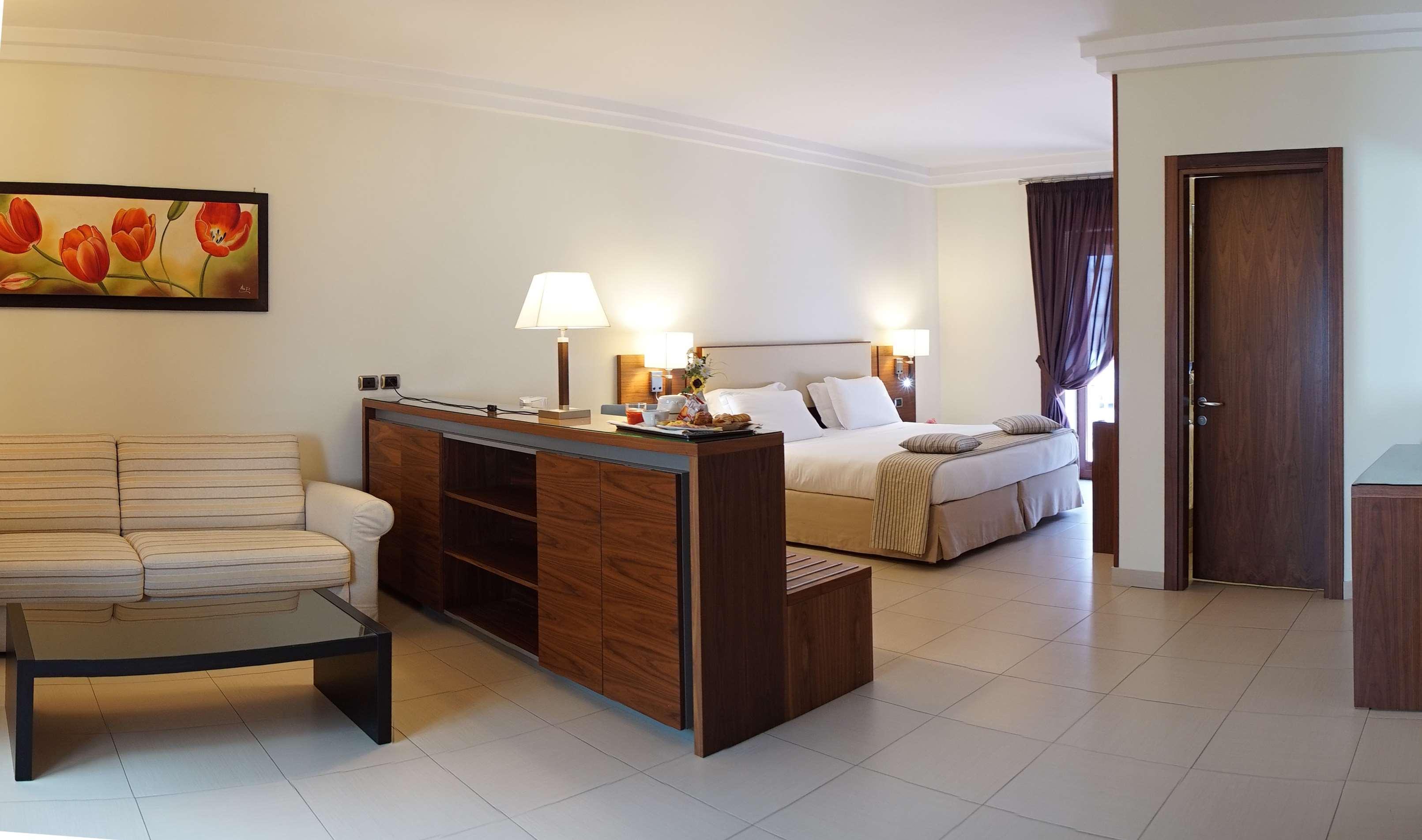 Suites & Residence Hotel Pozzuoli Exteriör bild